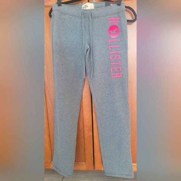NWT- Hollister Straight Leg Jogging Pants - Picture 1 of 6